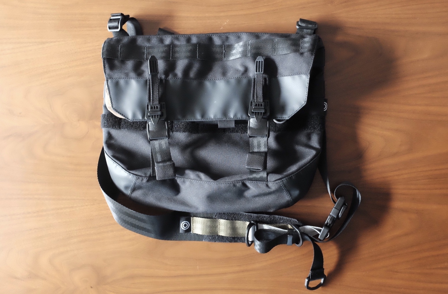 orbit messenger bag