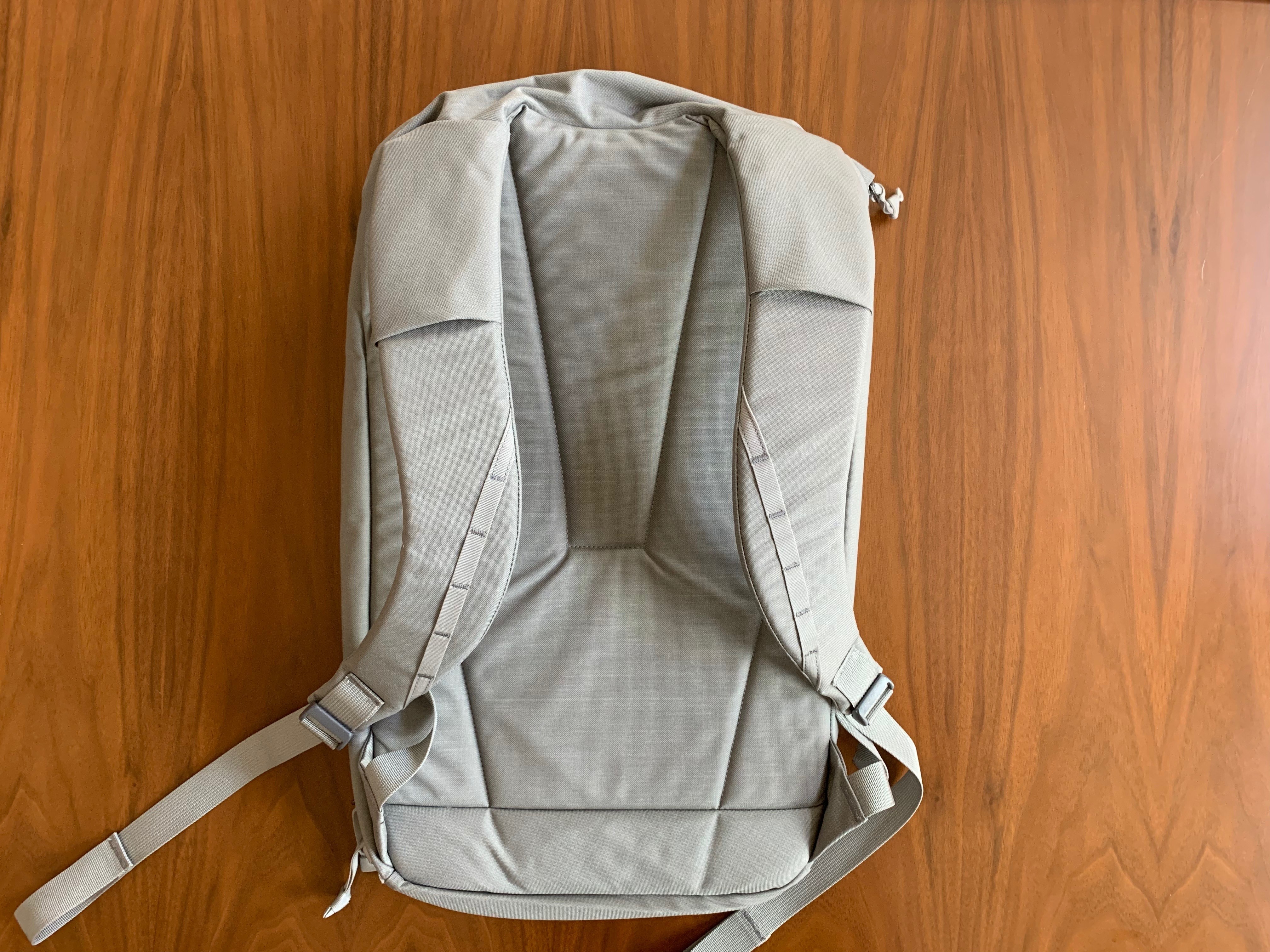 Evergoods CPL24 review: A great minimalistic backpack — Becoming  intermediate