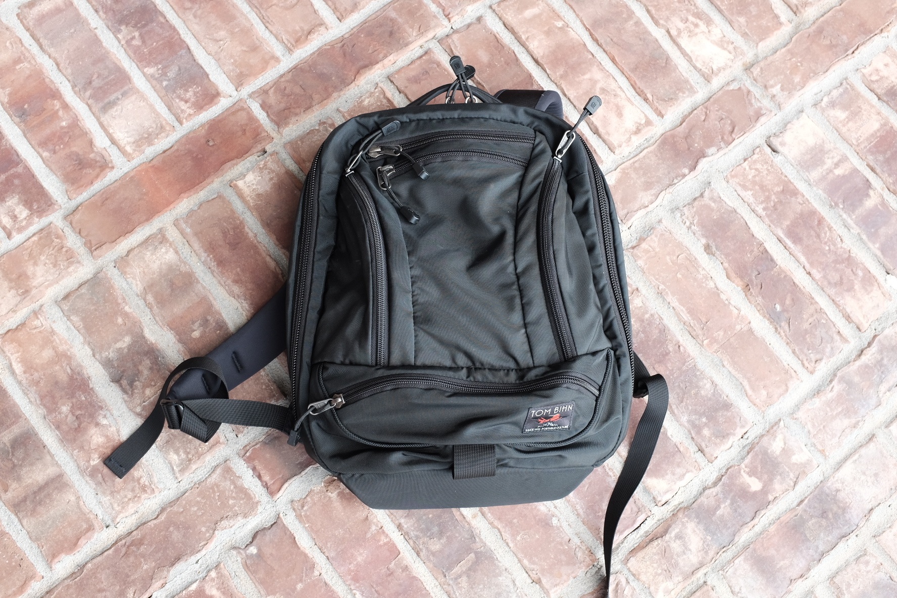 Tom Bihn's New Synik 22 and 30 – The Brooks Review