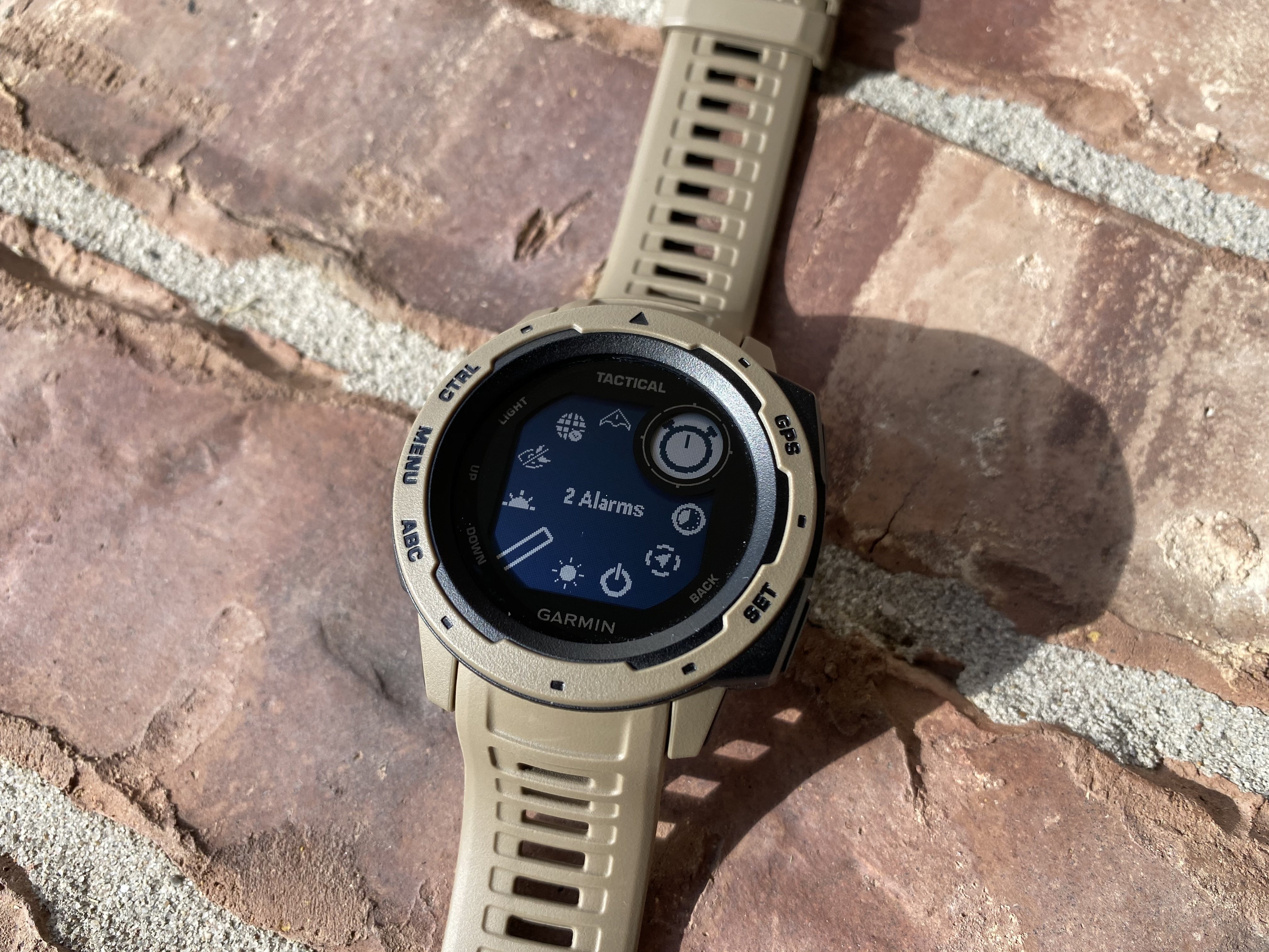 Garmin watch vibrating online alarm