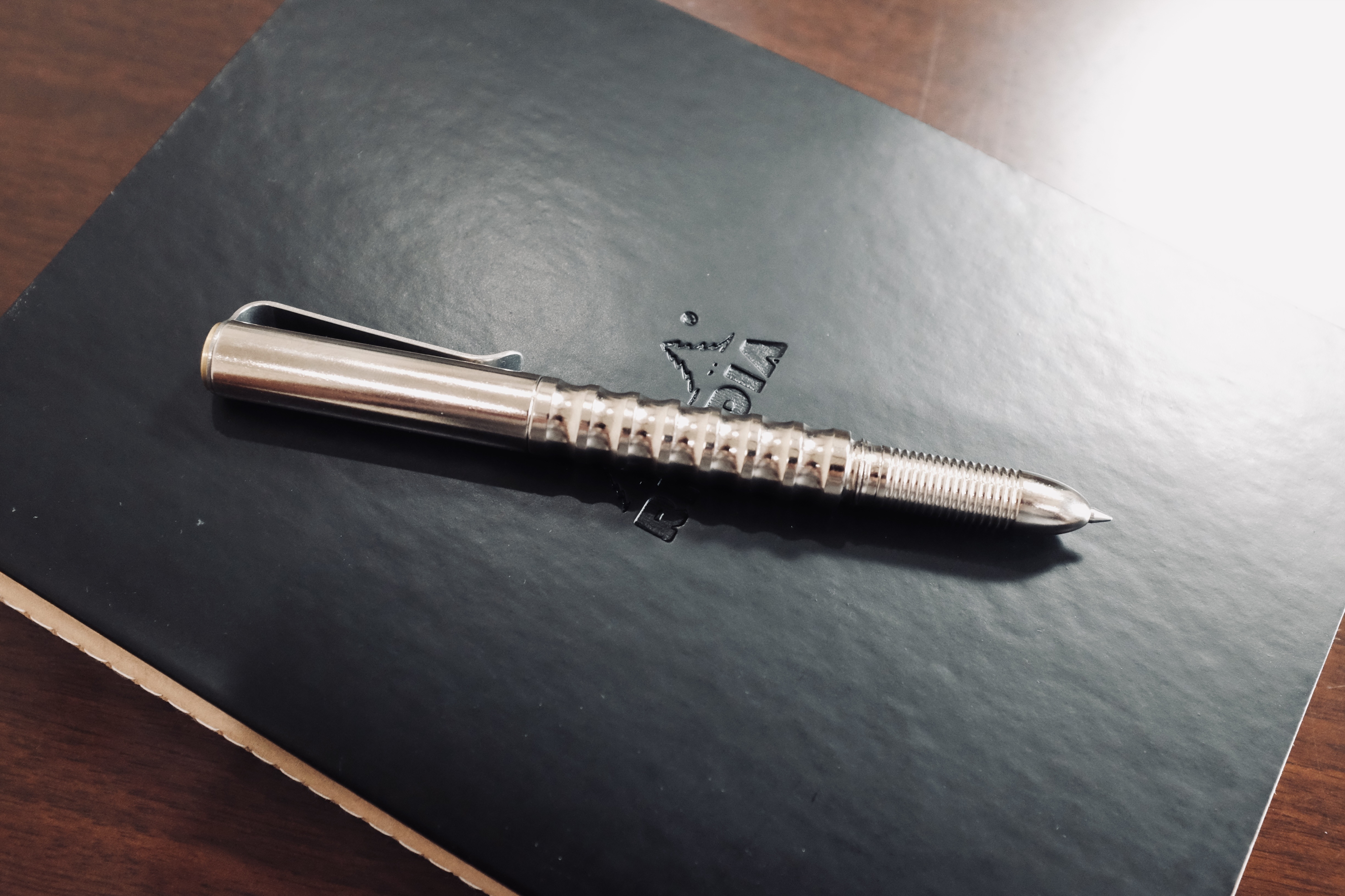 Prometheus Alpha Executive Pen – The Brooks Review