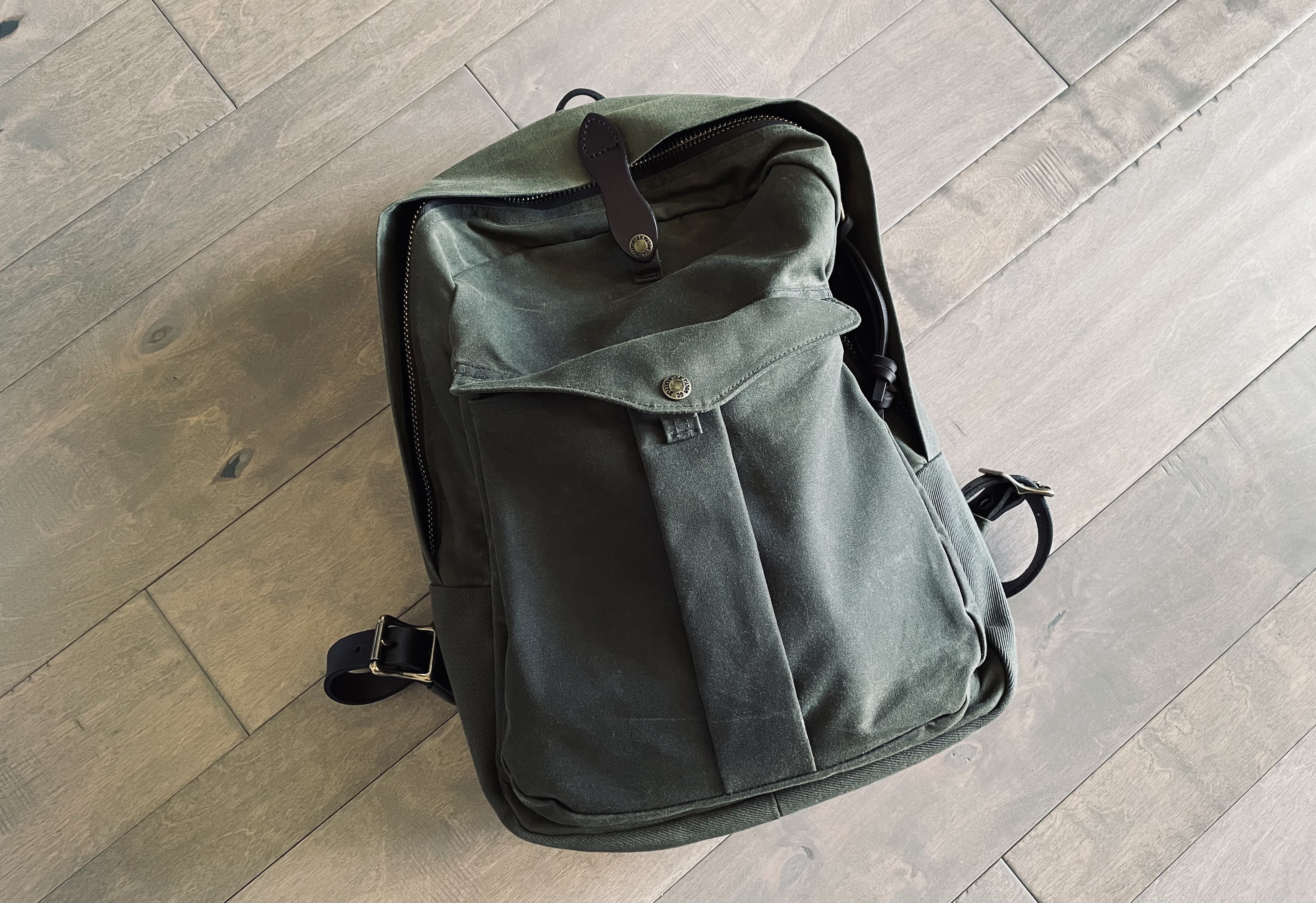 Filson Tote Bag with Zipper Review - Urban Carry