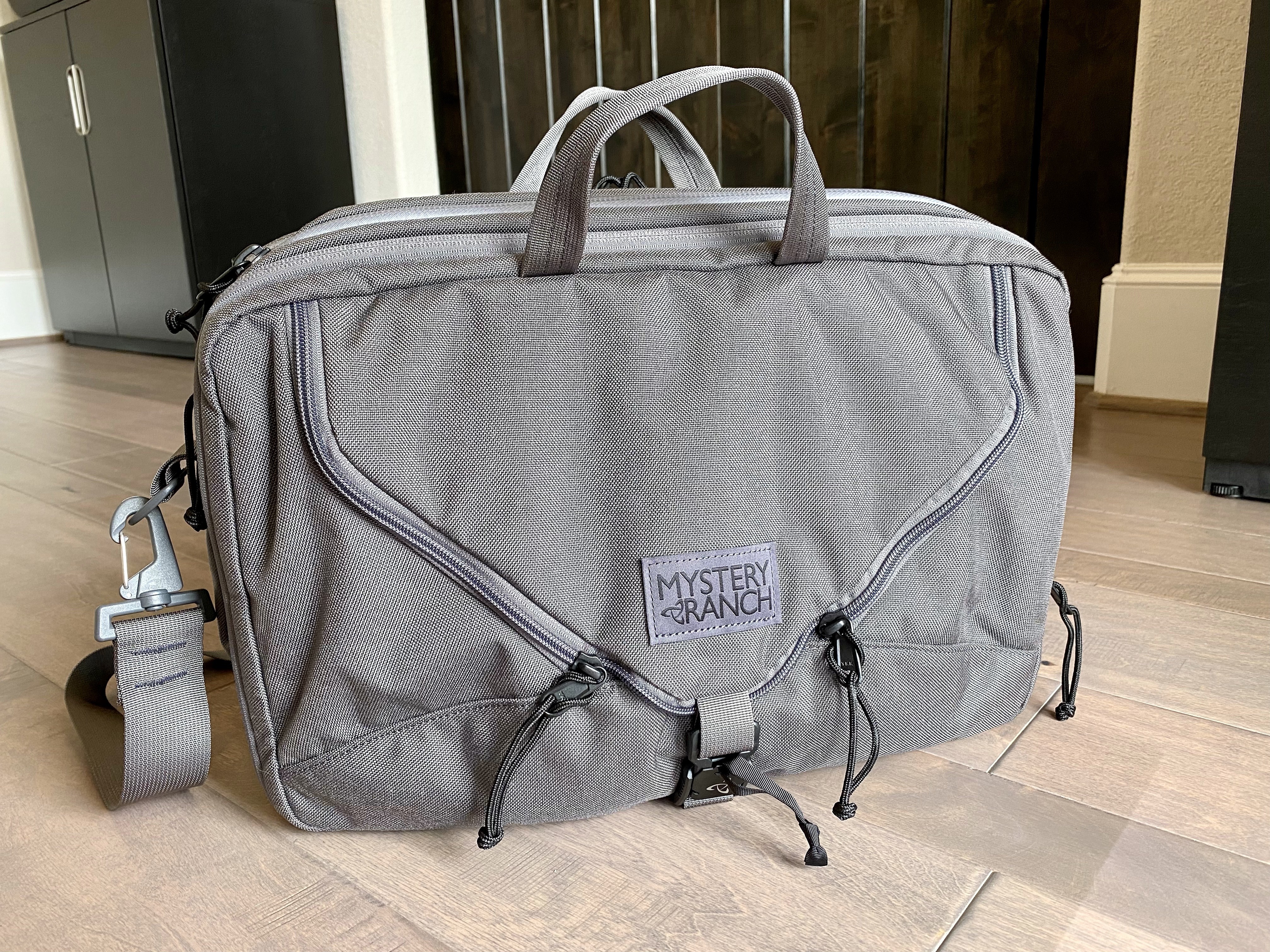 First Look: Mystery Ranch 3 Way Expandable Briefcase – The Brooks